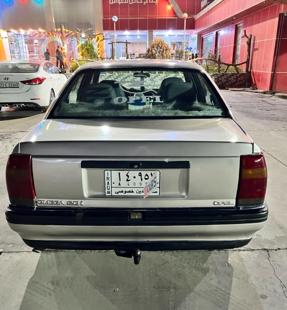 اوبل أوميغا